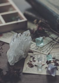 嫌われ魔女と体が入れ替わったけれど、私は今日も元気に暮らしています