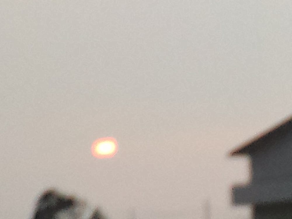 えっ！？ＵＦＯ？

いえ、夕陽です