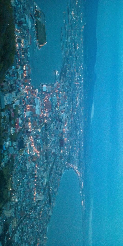 夜景？それとも朝方？