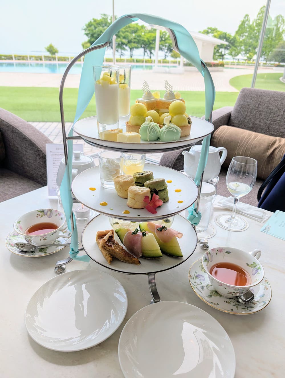 メロンのアフタヌーンティー🍈